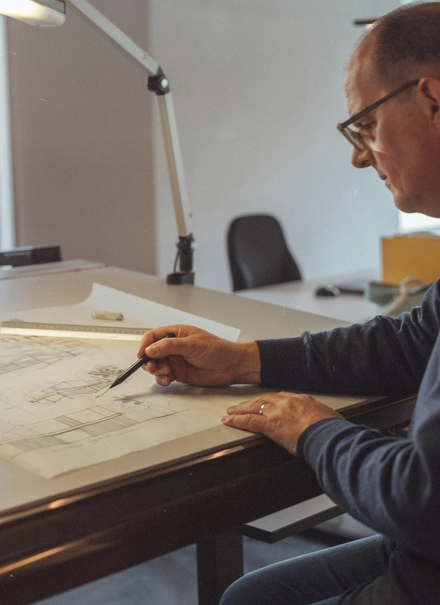 Onze bekwame vakmensen ontwerpen elk modulair gebouw op maat